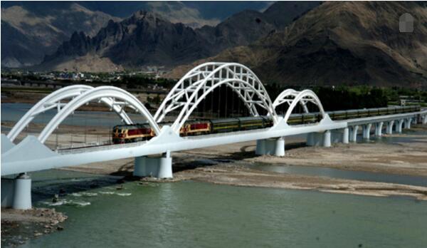 聚脲噴涂廣泛應(yīng)用于橋梁建筑、海底隧道的施工，未來(lái)將應(yīng)用更廣泛(圖1)